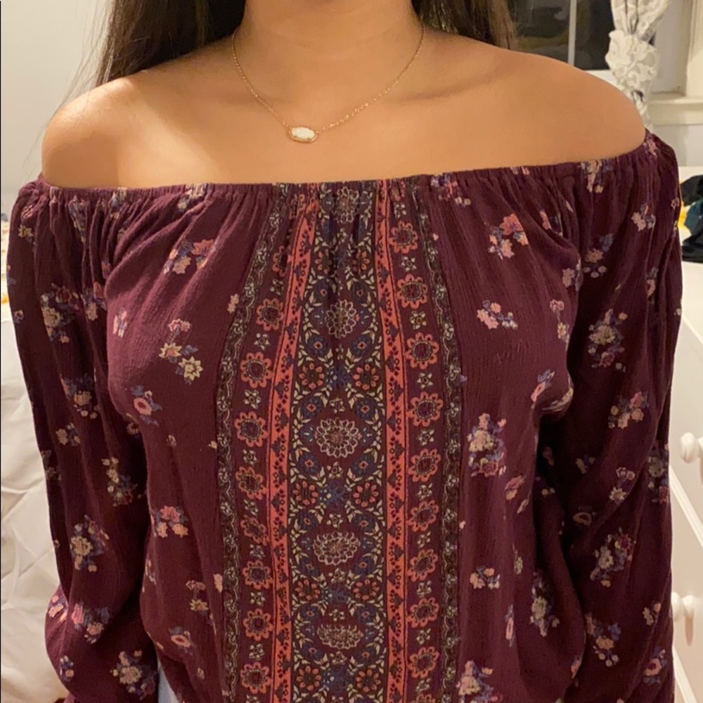 Off the shoulder long sleeve